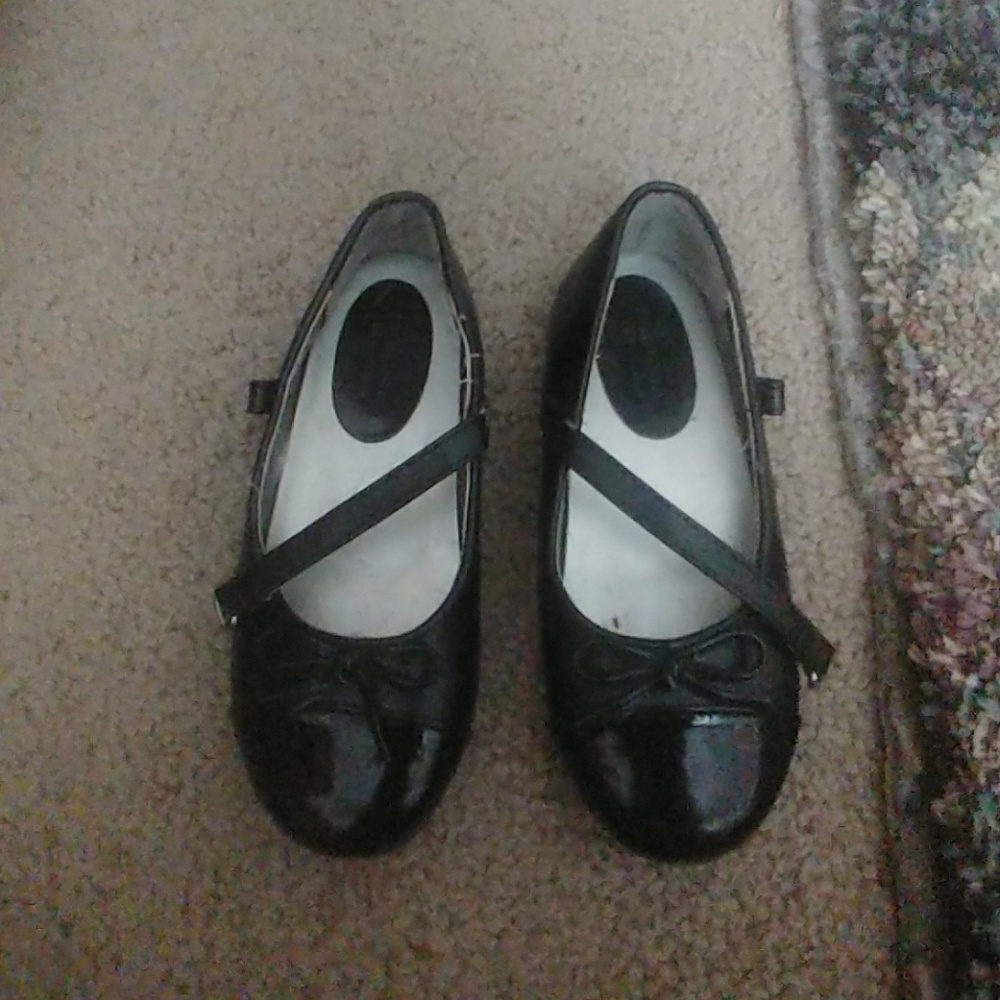 Black patent leather Sonoma Mary Jane child shoes
